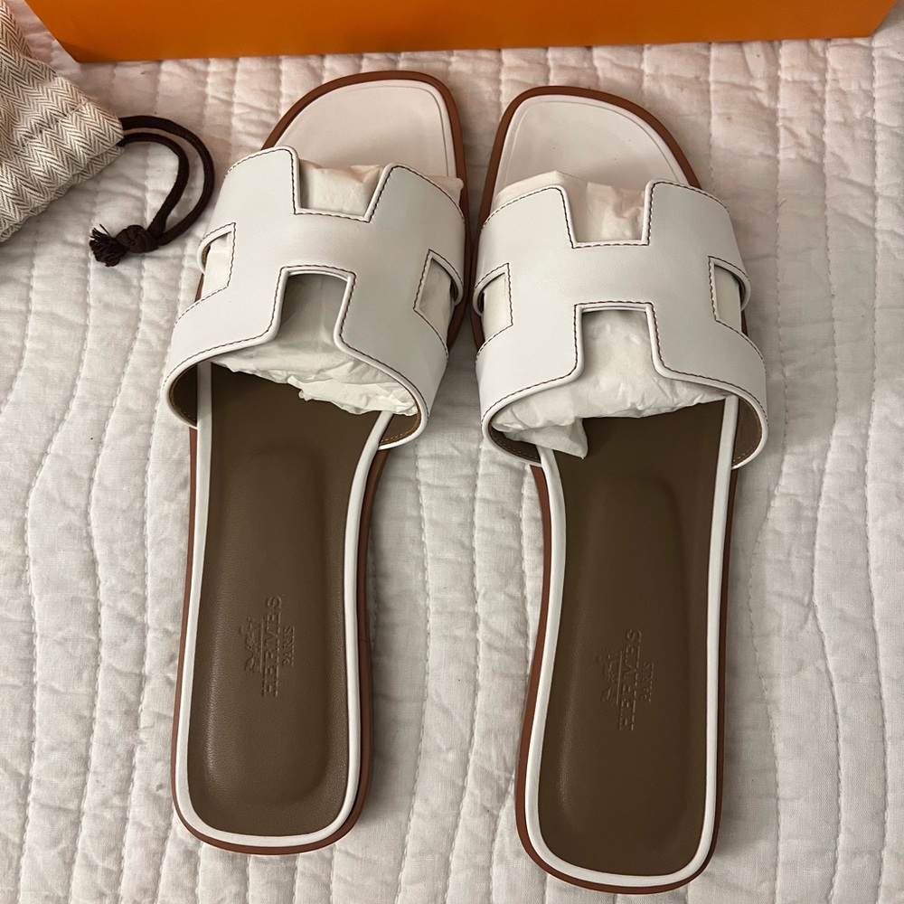 Hermes Oran Sandals size 39.5